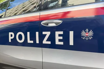 Eingemauerte Frauenleiche nahe Wien entdeckt - Die Tote soll nun von der Gerichtsmedizin untersucht werden. (Symbolbild)