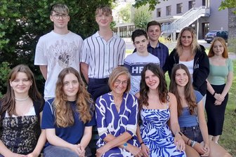 Einladung nach Brüssel: Für diese Reichenbacher wäre ein Säxit kein Thema - Lehrerin Elke Jentsch mit einem Teil der Schüler, die sich im November in Brüssel zum Thema EU weiterbilden.