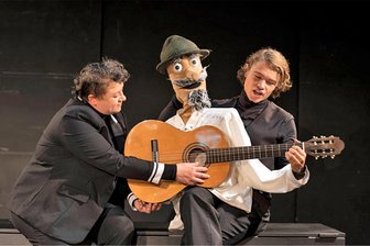 Einladung nach Zethau: Ein Abend mit Liedern aus dem Erzgebirge von Anton Günther - Jasmin Sarah Zamani und Richard Glöckner zelebrieren Anton Günthers Musik in besonderer Form.
