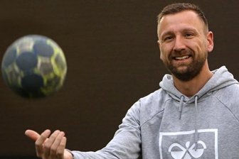 Einmal Handballer - immer Handballer - Handball-Dauerbrenner Henry Helbig ist seit dieser Saison, die derzeit unterbrochen ist, Spielertrainer des HC Glauchau/Meerane II. 