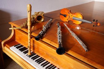 Einmal probieren: Musikschule lädt ins Obere Vogtland ein - Der Tag der Instrumente findet am Samstag im oberen Vogtland statt.