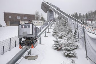 Einmalige Chance: Führungen durch Olympiastützpunkt im Erzgebirge - Bei den Führungen durch den Olympiastützpunkt werden auch die Sportanlagen besichtigt.