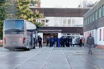 Einsiedel: Neben afghanischen Ortskräften werden bald auch wieder Ukrainer im Pionierlager unterkommen - Am 16. Januar kamen die ersten Schutzsuchenden aus Afghanistan in Einsiedel an.