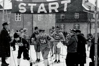 Einstiger "Schnee-Triathlon" wird zum 100. Mal ausgetragen - In den 1960er-Jahren befand sich der Start des Schwartenberglaufs noch mitten in Neuhausen. Mittlerweile ist Bad Einsiedel der Dreh- und Angelpunkt dieser traditionsreichen Veranstaltung. 