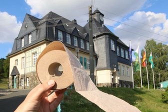 Einwendungen gegen den Callenberger Haushalt: Droht im Ort ein Klopapier-Mangel? - Wird im Callenberger Rathaus das Klopapier knapp? Ein Bürger befürchtet das offenbar.