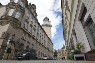Einwohnermeldeamt von Plauen nur eingeschränkt erreichbar - Das Einwohnermeldeamt im Plauener Rathaus ist derzeit nur eingeschränkt erreichbar.