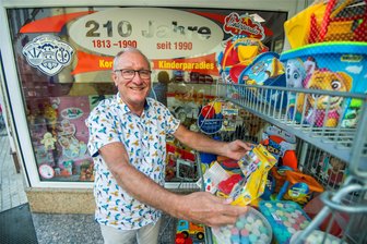 Einzelhandel in Aue im Wandel: Neustart, Abschied und was sich sonst noch in der Innenstadt tut - Familie Süß betreibt seit 210 Jahren in Aue ein Geschäft. Seit 1934 ist es am Altmarkt zu finden, wo Detlef Süß (Foto) und sein Bruder Thomas aktuell die Geschäfte führen.