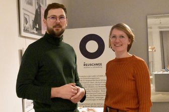 Einzigartiger Laden im Erzgebirge: „Neuschnee“ soll traditionelles Handwerk und frisches Design verbinden - Der innovative Laden „Neuschnee, betrieben von Wilhelm Reichel und Pia Hackner, wurde am Freitag eröffnet.