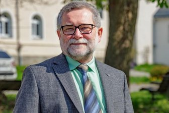 Einziger Bürgermeister-Kandidat für Tannenberg: "Gut sanierte Wohnungen sind gefragt" - Amtsinhaber Christoph Neubert (Freie Wähler Bürgerforum) tritt am 12. Juni als einziger Kandidat bei der Bürgermeisterwahl in Tannenberg an. 