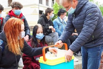 Eis für alle statt Feier zum Jubiläum - 