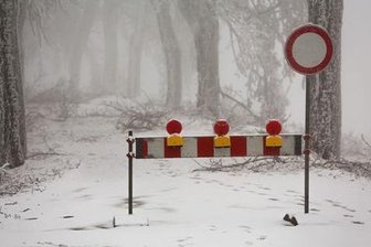 Eisbruchgefahr an B 95 gebannt - Bundesstraße in Oberwiesenthal wieder offen -