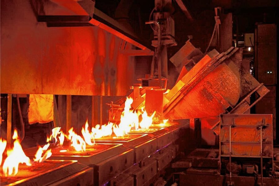 Eisenwerk Erla im Erzgebirge: Geschäftsbetrieb läuft uneingeschränkt weiter - Der "Ofen" ist nicht aus: Gießerei im Eisenwerk Erla. 