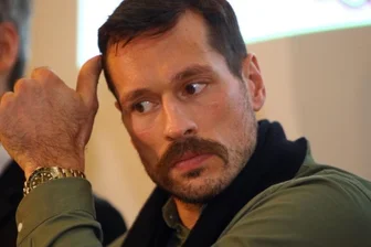 Eishockey-Ikone übernimmt Kommando - John Tripp ist zurück im Kunsteisstadion im Sahnpark. Der Ex-Nationalspieler wurde als neuer Trainer der Eispiraten Crimmitschau vorgestellt.