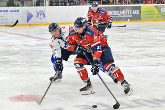 Eishockey-Regionalliga: Der Torkönig der Hauptrunde kommt aus dem Erzgebirge - Der Schönheider Tomas Rubes hat diese Saison schon 45 Tore geschossen.