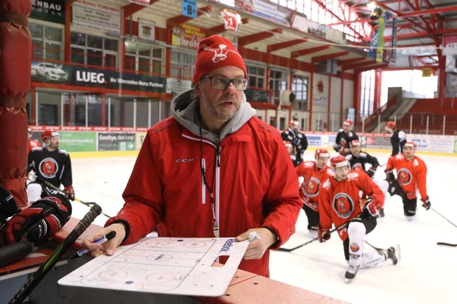Eishockey: Rousson verlässt den ETC Crimmitschau - Nachwuchstrainer Boris Rousson kehrt nicht zum ETC Crimmitschau zurück.