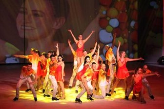 Eiskunstlaufshow in Zwickau: 16.000 kommen zu "Holiday on Ice" - 