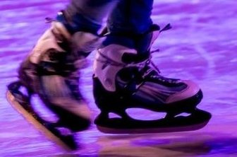 Eislauf-Saison im Sahnpark vorzeitig beendet - Eigentlich sollte der Sahnpark in Crimmitschau bis Anfang April geöffnet sein. Zum Schutz vor Corona wurde er nun vorzeitig geschlossen.