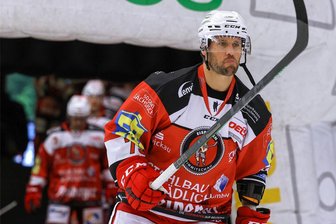 Eispiraten Crimmitschau: Der Kapitän bleibt ruhig - Mario Scalzo führt die Eispiraten Crimmitschau seit dieser Saison als Kapitän aufs Eis.