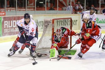 Eispiraten Crimmitschau gewinnen zuhause gegen Landshut -
