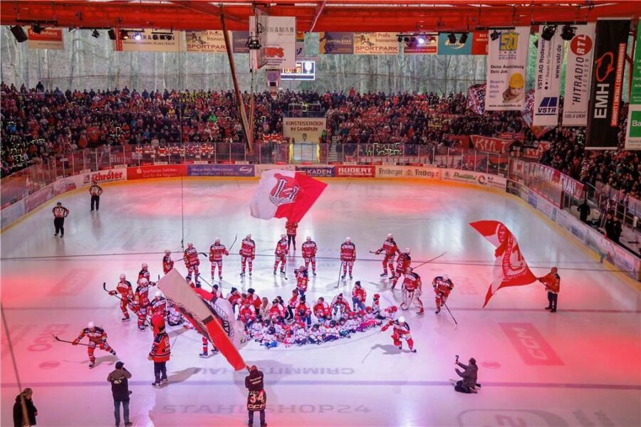 Eispiraten Crimmitschau: Oleg Shilin steht künftig zwischen den Pfosten - Eishockey-Zweitligist Eispiraten Crimmitschau hat die Personalplanungen im Torhüterbereich abgeschlossen. 