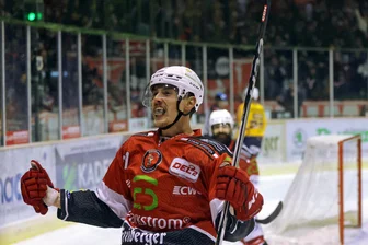 Eispiraten Crimmitschau: „Pechvogel“ Thomas Reichel schuftet in Dortmund für sein Comeback - Zwangspause für Thomas Reichel: Der Stürmer der Eispiraten Crimmitschau absolviert aktuell ein Reha-Programm in Dortmund.