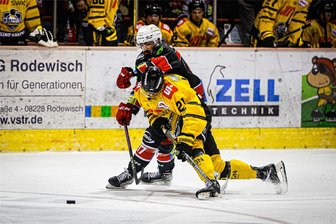 Eispiraten Crimmitschau seit fünf Dritteln ohne Treffer: Im Powerplay fehlt die Torgefahr - Die Eispiraten Crimmitschau - hier Ladisliav Zikmund - warten seit fünf Dritteln auf ein Tor.