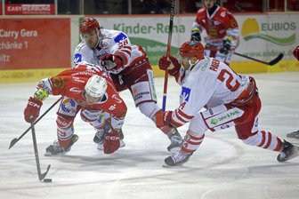 Eispiraten Crimmitschau und der Kampf gegen den Abstieg: Play-downs beginnen am 7. März - Stürmer Rihards Marenis stellt nach seiner Schulteroperation keine Option für die Play-downs dar.