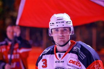 Eispiraten Crimmitschau: Welche Verteidiger schickt der Kooperationspartner aus Bremerhaven in den Sahnpark? - Verteidiger Maxim Rausch hat bereits in der Saison 2022/23 das Eispiraten-Trikot getragen.
