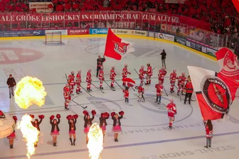 Eispiraten Crimmitschau: Zwei Vereine aus Tschechiens Extraliga kommen zum CCM-Cup - Im Kunsteisstadion im Sahnpark wird im August wieder der CCM-Cup ausgetragen.