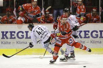 Eispiraten gewinnen Penalty-Krimi - Für eine Überraschung haben die Eispiraten Crimmitschau in der DEL 2 gesorgt.