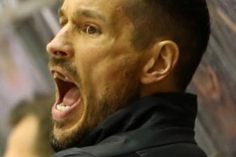 Eispiraten hoffen auf ihren Wunschkandidaten - Ex-Nationalspieler John Tripp verlässt die Eispiraten.