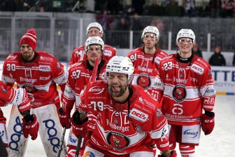 Eispiraten-Kapitän Mario Scalzo: „Wir brauchen für die Abwehr einen Importverteidiger“ - Kapitän Mario Scalzo hat seinen Vertrag bei den Eispiraten Crimmitschau verlängert.