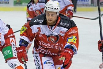 Eispiraten: Verteidiger überzeugt bei Comeback - War auf Anhieb gut im Spiel: Eispirat Nick Walters.