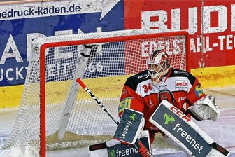 Eispiraten: Wer zum Saisonstart im Kasten steht - Ilya Sharipov steht zum Saisonstart am Freitag in Selb im Eispiraten-Kasten.