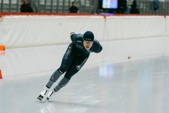 Eisschnelllauf: Zwei Crimmitschauer Langstreckenasse packen Weltcup-Quali im Gleichklang - Fridtjof Petzold zeigte sich bei der Deutschen Meisterschaft in Inzell in sehr guter Form. Über 10.000 Meter gelang dem Crimmitschauer Eisschnellläufer eine klare Verbesserung seiner Bestzeit.