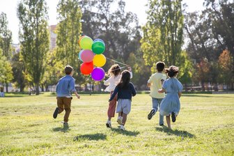 Eisstockschießen, handwerken, klettern: Zehn Tipps für Kindergeburtstagsfeiern in Chemnitz, bei denen Eltern wenig Aufwand haben - Wer in Chemnitz Kindergeburtstag feiern will, hat einige Möglichkeiten. "Freie Presse" hat sie aufgelistet.