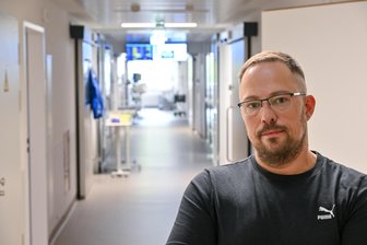 Elf Jahre ohne Niere: Ein Transplantationspatient aus dem Erzgebirge erzählt - Die Flure im Klinikum Chemnitz sind für Marco Baldauf ein gewohnter Anblick: Elf Jahre lang war er Dialysepatient.