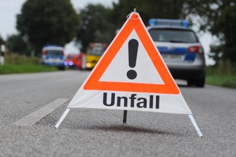 Elfjähriger wird bei Unfall in Niederwürschnitz verletzt - Wegen einer Kollision musste die Polizei in Niederwürschnitz ausrücken.