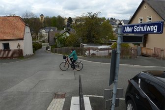 Ellefeld setzt auf Tempo 30 - Auf dem Alten Schulweg in Ellefeld soll künftig Tempo 30 gelten.