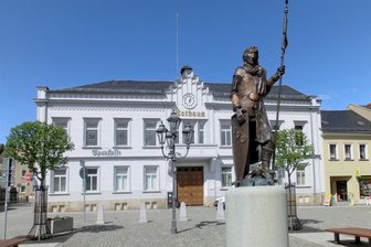 Elsterberg übergibt Stromnetze an VersorgerEnvia-M - Elsterberg arbeitet künftig enger mit einem Stromversorger zusammen.
