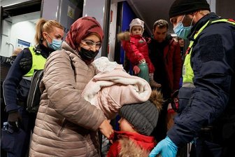 Elsterberger starten eigene Hilfsaktion für Menschen in der Ukraine - Immer mehr Flüchtlinge aus der Ukraine treffen in Deutschland ein. Auch die Stadt Elsterberg möchte Menschen aus dem Kriegsgebiet aufnehmen.
