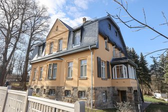 Elternhaus, Mühle – und bald auch ein Café? Neue Pläne für Chemnitzer Schmidt-Rottluff-Ensemble - Erst seit Frühjahr 2025 zugänglich, zählte das Karl-Schmidt-Rottluff-Haus in Chemnitz bereits rund 19.000 Besucher. Nun gibt es Pläne für Gastronomie in der Nachbarschaft.
