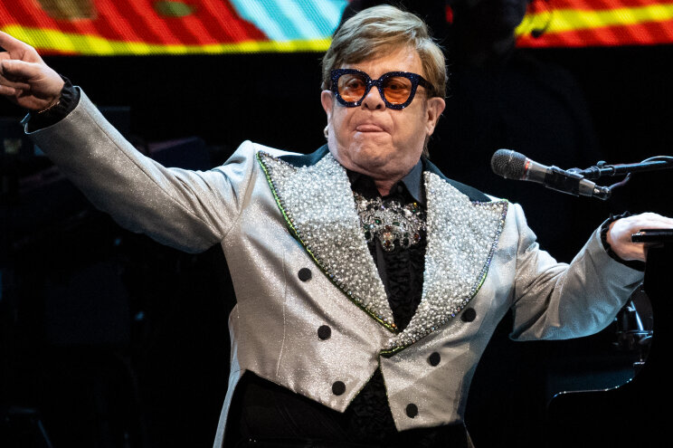 Elton John und sein Live-Abschied in Berlin: Bunte Muppet-Träume aus der Rakete - 