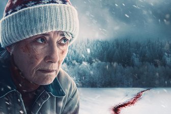 Emma Thompson kämpft im Schnee: Drei neue Kinofilme zwischen Thriller, Horror und Apokalypse - Barb (Emma Thompson) reist in die Abgeschiedenheit des nördlichen Minnesotas, um den letzten Wunsch ihres verstorbenen Mannes zu erfüllen. Tief in der Wildnis, ohne Handyempfang und Meilen entfernt von jeglicher Zivilisation, wird Barb Zeugin eines grausamen Verbrechens.