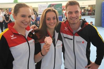 Empfang für Turner nach historischer Leistung bei WM - Sophie Scheder, Pauline Schäfer und Andreas Bretschneider (v.l.)