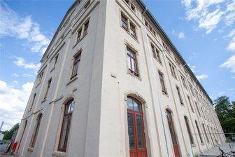 Ende der Durststrecke - In der Hempelschen Fabrik in Plauen soll im Herbst ein Restaurant öffnen - Der neue Star in der Elsteraue: Einst war die Hempelsche Fabrik eine Ruine. Start-ups und Kreative sollen dort einziehen, ebenso ein Restaurant.
