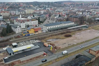Ende Mai sollen die Bagger auf XXL-Parkplatz anrollen - Sollten Stadt und Verkehrsverbund die Kofinanzierung wie geplant auf den Weg bringen, könnten schon Ende Mai die Bagger anrollen, um die Brachfläche umzubauen.