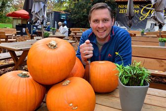Ende Oktober ist Schluss: Imbiss „Apotheke im Park“ in Hainichen plant noch ein Familienfest - Norbert Hohmann lädt in der „Apotheke im Park“ in Hainichen für den 29. Oktober wieder zum „Hallo-Herbst“ rund um den Kürbis ein.