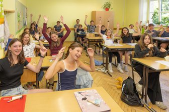 Endlich Ferien: Schüler im Erzgebirge erhalten Zeugnisse -