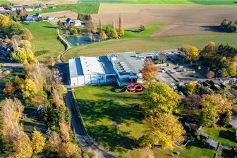 Energiekrise: Hilfe für Sportbad Burgstädt erhofft - Das Sportzentrum Am Taurastein mit Riesenrutsche. Die Energiekrise zwingt jetzt zu unpopulären Maßnahmen.